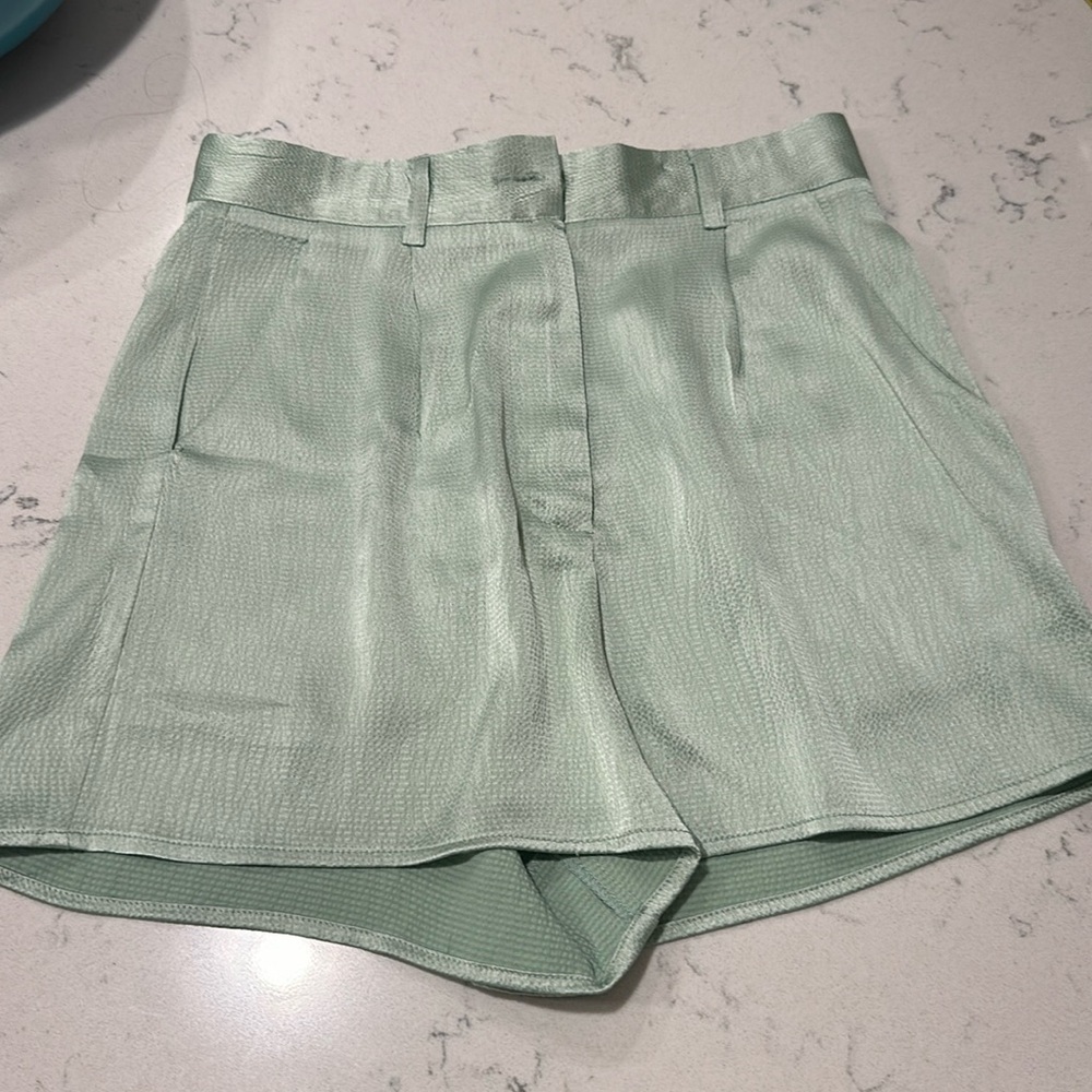 Green cider silky shorts size XS
